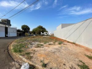 Terreno à venda em Piracicaba, Água Branca, com 248.15 m²