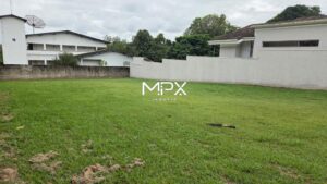 Terreno à venda no Condomínio Colinas de Piracicaba em Piracicaba
