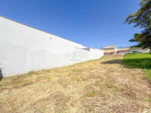 Terreno à venda no bairro Dois Córregos em Piracicaba