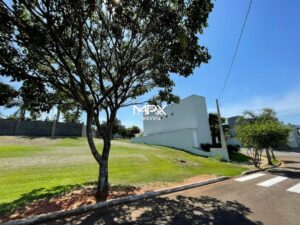 Terreno à venda no Residencial São Luiz em Piracicaba
