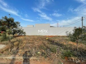 Terreno à venda em Piracicaba, Água Branca, com 248.15 m²