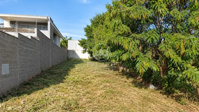 Terreno à venda em Parque Santa Cecília, Piracicaba — 330 m² — Cód. PALACE-TE323012