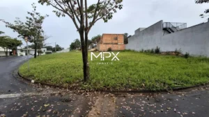 Terreno à venda no Condomínio Portal do Horto em Piracicaba — 585 m²