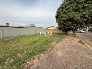 Terreno à venda no Residencial São Luiz em Piracicaba — 258 m²