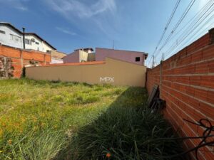 Terreno à venda em Piracicaba, Castelinho, com 300 m²