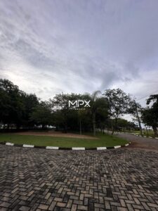 Terreno à venda no condomínio Quinta do Engenho em Rio das Pedras