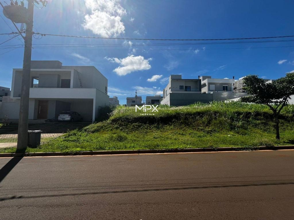 Terreno à venda no Condomínio Villa Bela Vista em Piracicaba