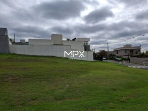 Terreno à venda no Condomínio Damha I em Piracicaba