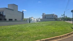 Terreno à venda em Piracicaba, Santa Rosa, com 430 m², Condomínio Villa Bela Vista