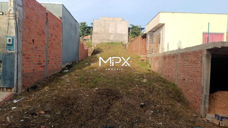 Terreno à venda no bairro Santa Terezinha em Piracicaba