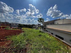 Terreno à venda em Piracicaba, Santa Rosa, com 326 m², Condomínio Villa Bela Vista