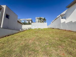 Terreno à venda no Condomínio Villa Bela Vista em Piracicaba