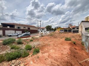 Terreno à venda em Piracicaba, Vila Independência, com 349.8 m²