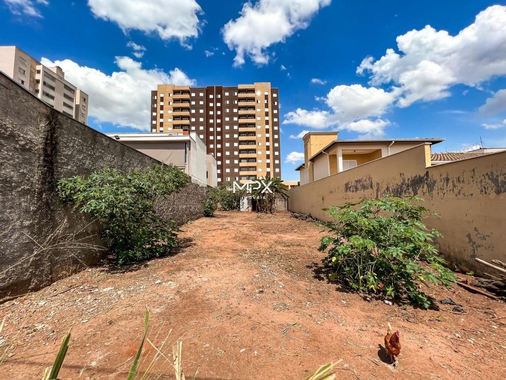 Terreno à venda no bairro Parque Santa Cecilia em Piracicaba