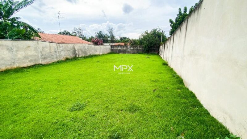 Terreno à venda em Piracicaba, Jardim Abaeté, com 294 m²
