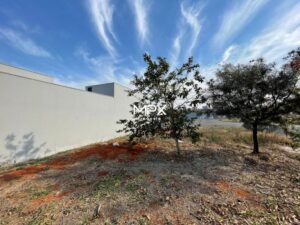 Terreno à venda em Piracicaba, Água Branca, com 248.15 m²
