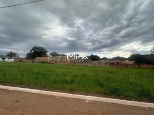 Terreno à venda no bairro Centro em Piracicaba.