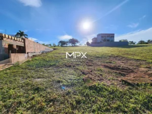 Terreno à venda no Condomínio Terras de Ártemis em Piracicaba — 547 m²