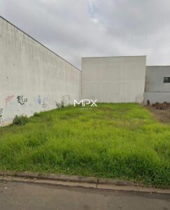 Terreno à venda no bairro Santa Terezinha em Piracicaba — 240 m²