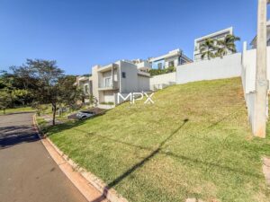 Terreno à venda no Condomínio Villa Bela Vista em Piracicaba