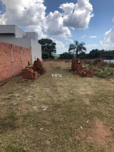 Terreno à venda em Piracicaba, Comviva, com 210 m²