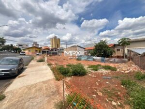 Terreno à venda em Piracicaba, Vila Independência, com 349.8 m²