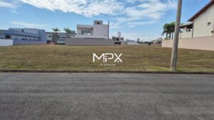 Terreno à venda no Condomínio Terras de Ártemis em Piracicaba — 525 m²