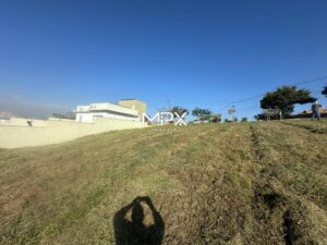 Terreno à venda no Condomínio Residencial Terra das Águas em São Pedro.