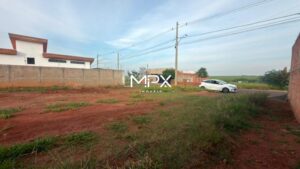 Terreno à venda no bairro Jardim São Francisco em Piracicaba — 300 m² — Cód. MPX-TE3265