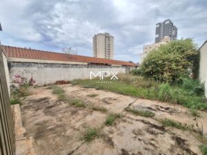 Terreno à venda no bairro Nova América em Piracicaba.