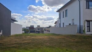 Terreno à venda em Piracicaba, Santa Rosa, com 309.75 m², Condomínio Villa Bela Vista