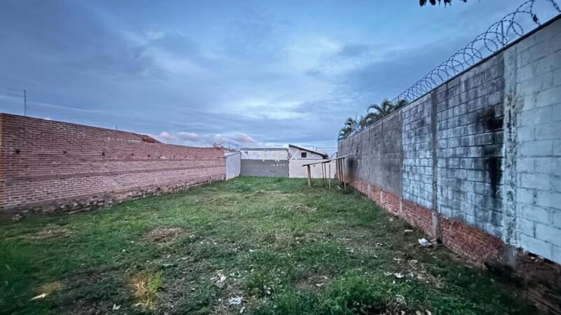 Terreno à venda no Loteamento São Francisco em Piracicaba