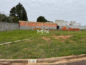 Terreno à venda no Condomínio Quinta do Engenho em Rio das Pedras