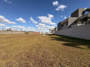 Terreno à venda no Condomínio Terras de Ártemis em Piracicaba