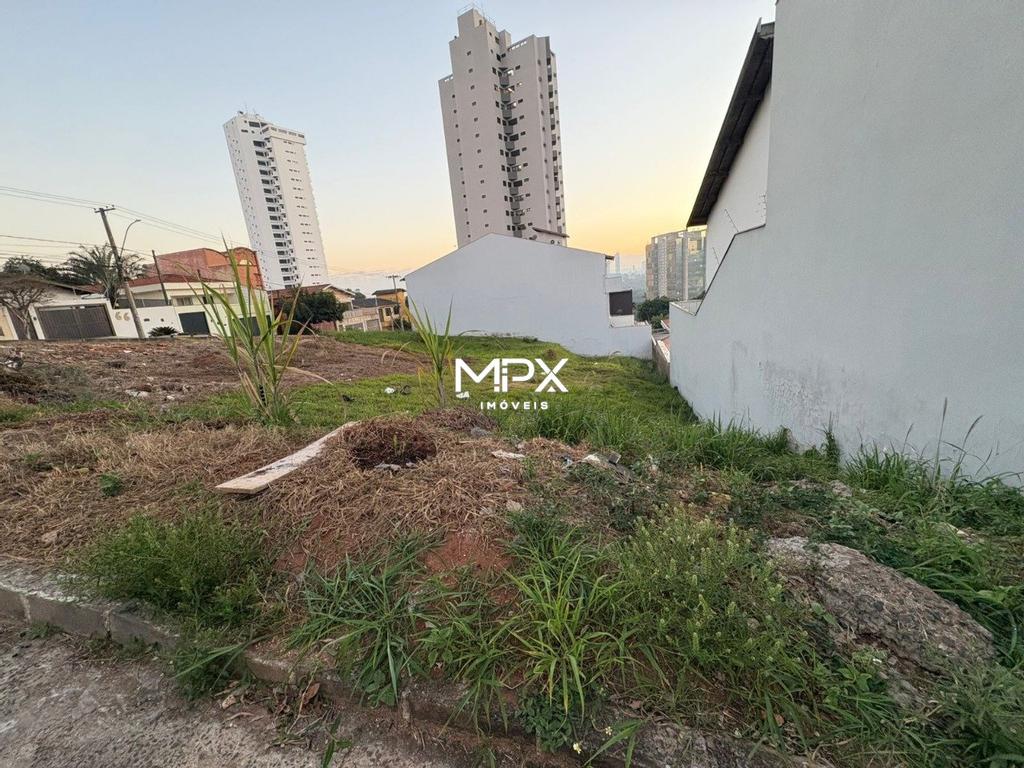 Terreno à venda em Piracicaba, Castelinho, com 180.01 m²