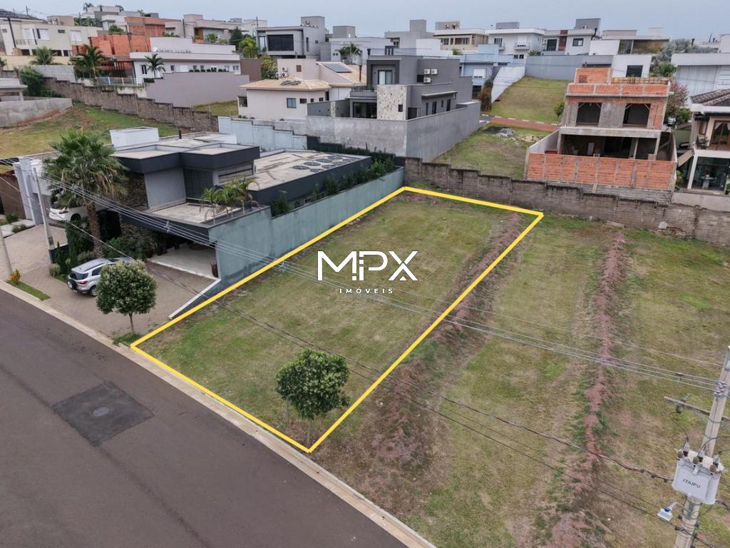 Terreno à venda no Residencial Damha II em Piracicaba.