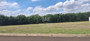 Terreno em condomínio à venda em Ondas, Piracicaba — Condominio Dhama 2 — 896 m²