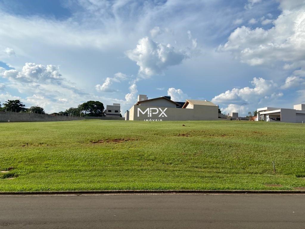 Terreno à venda em Piracicaba, Dois Córregos, com 382 m², Residencial Moinho Vermelho