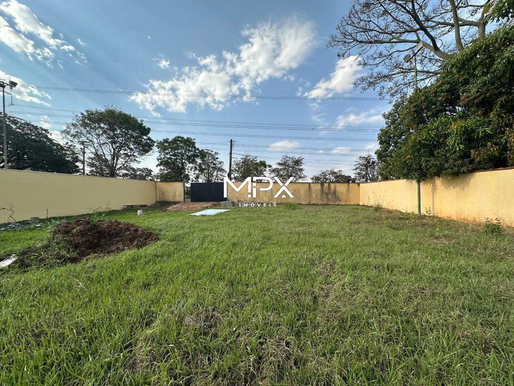 Terreno à venda no Condomínio Quinta Santa Helena em Piracicaba.