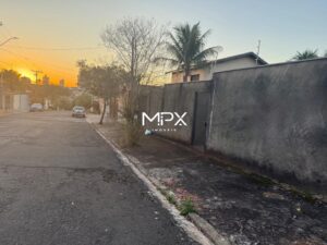 Terreno à venda no bairro Parque Santa Cecília em Piracicaba — 360 m² — Cód. MPX-TE3312