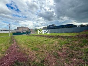 Terreno à venda no esidencial Damha II em Piracicaba