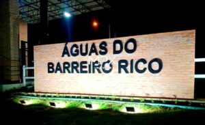 Terreno à venda em Anhembi, Barreiro Rico, com 1000 m², Condomínio Águas do Barreiro Rico