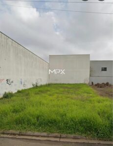 Terreno à venda no bairro Santa Terezinha em Piracicaba — 240 m²
