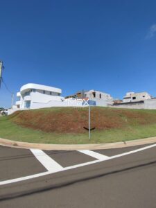 Terreno à venda no Residencial Damha II em Piracicaba