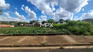 Terreno à venda no Residencial Bertolucci em Piracicaba