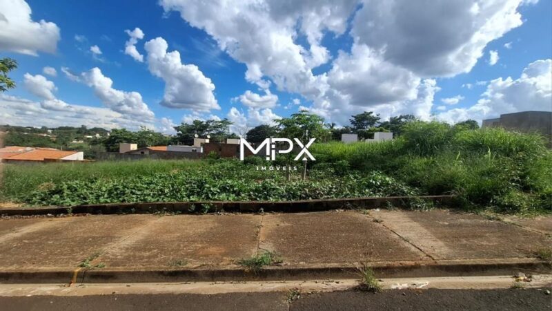 Terreno à venda no Residencial Bertolucci em Piracicaba