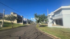 Terreno à venda em Piracicaba, Santa Rosa, com 303.76 m², Residencial Villa D áquila