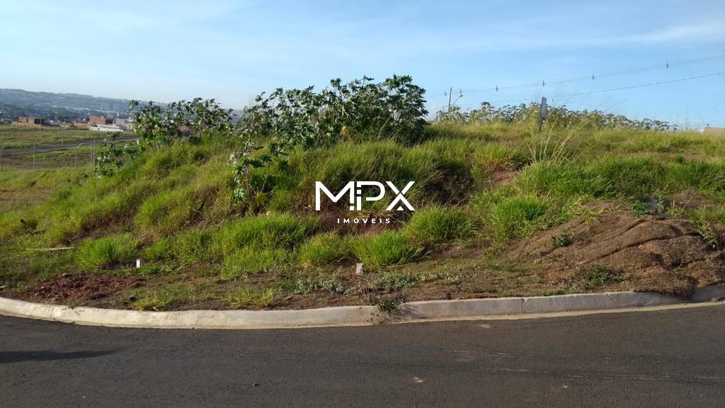 Terreno à venda no bairro Vila Sônia em Piracicaba.