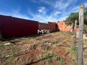 Terreno à venda no bairro Água Branca em Piracicaba — 238 m²