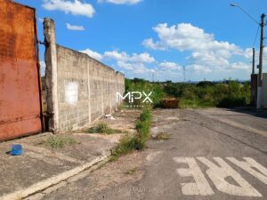 Terreno à venda no bairro Parque Residencial Monte Rey em Piracicaba — 300 m²